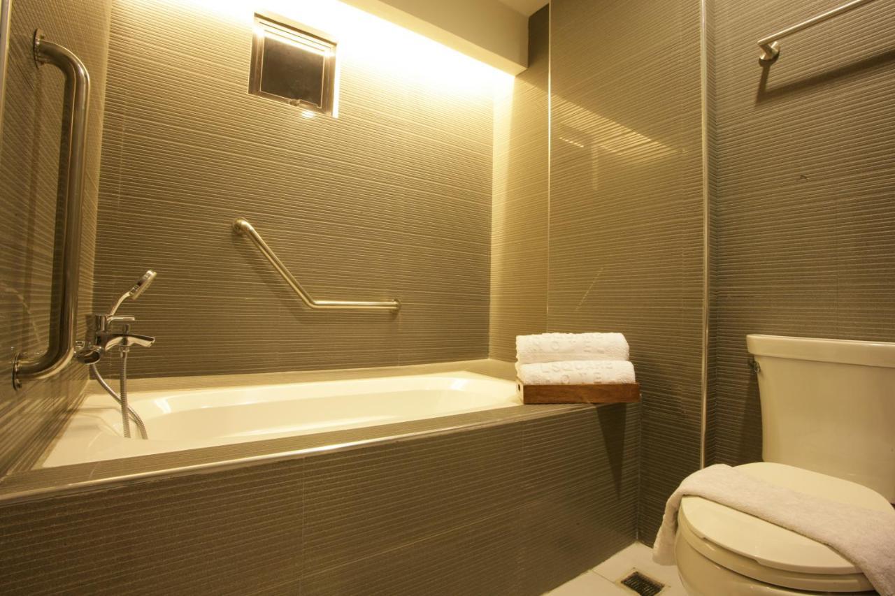 L Square Hotel Tarlac City Eksteriør billede